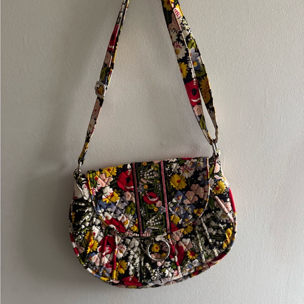 Vera Bradley crossbody bag RARE, retired pattern: poppy fields - Picture 2 of 9